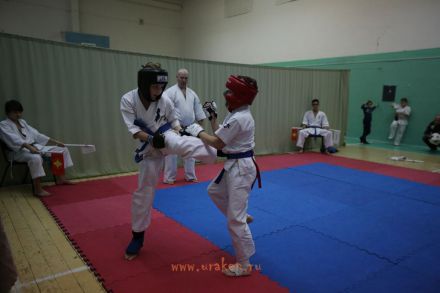 26-klubnyie-sostyasaniya-karate-volgograd-uraken 8