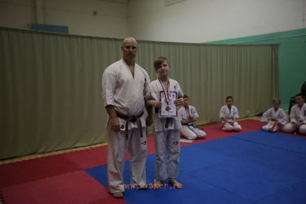 26-klubnyie-sostyasaniya-karate-volgograd-uraken 42