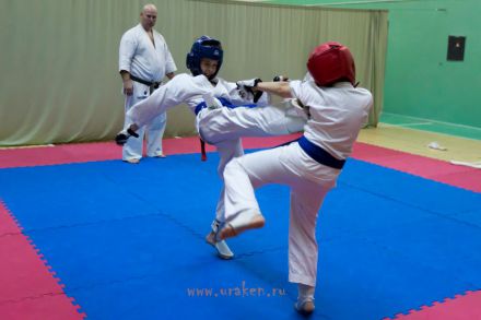 26-klubnyie-sostyasaniya-karate-volgograd-uraken 22
