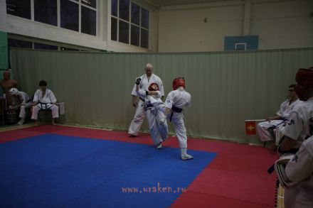 26-klubnyie-sostyasaniya-karate-volgograd-uraken 17