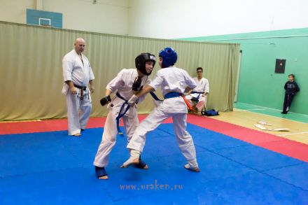 26-klubnyie-sostyasaniya-karate-volgograd-uraken 26