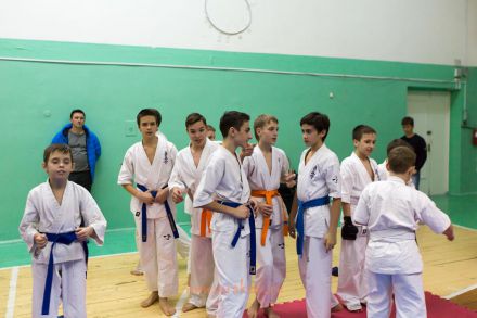 26-klubnyie-sostyasaniya-karate-volgograd-uraken 38