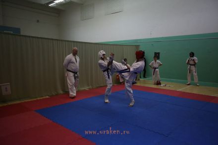 26-klubnyie-sostyasaniya-karate-volgograd-uraken 11