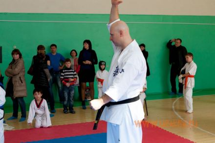 klubnie-12-uraken-karate-kekushinkai 2