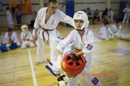Ekzamen-na-poyas-karate-kiokusinkay-uraken-volgograd-part2 16